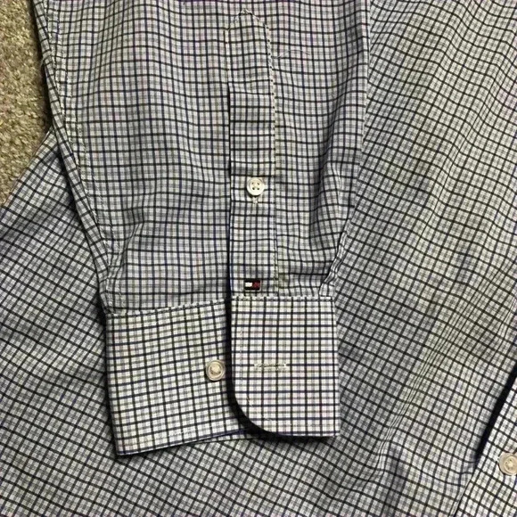 Tommy Hilfiger Button Down Shirt White and Blue Check Pattern - Picture 4 of 9